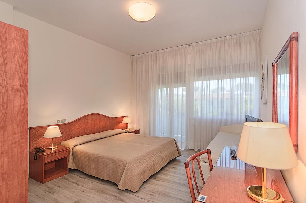 Hotel Le Pleiadi Forte dei Marmi Esterno foto